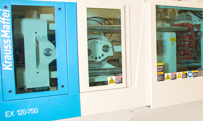 injection molding plastics manufacturer